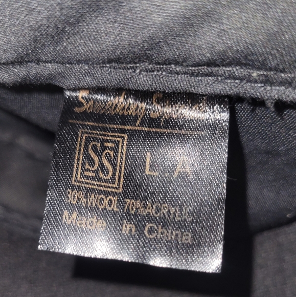 Hat - Picture 4 of 4